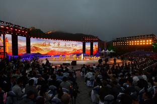 ?这气势！天津奥体中心4万多球迷集体大合唱《歌唱祖国》